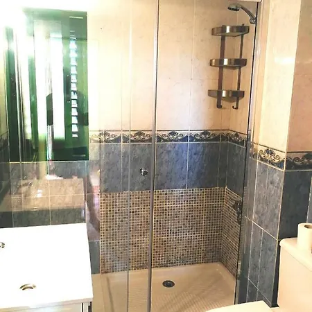 Pepe Complejo Olas * 플라야 델 잉글스